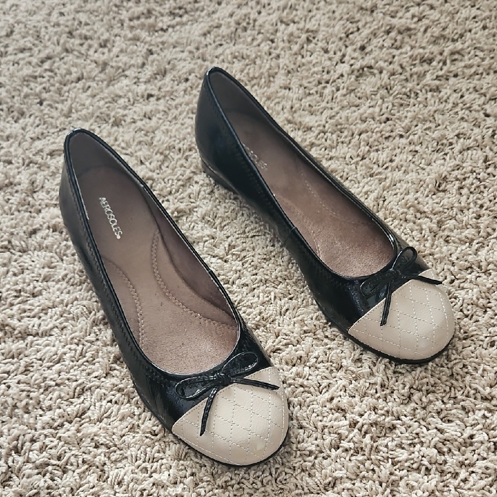 Aerosole Breckon Leather Two Tone Ballet Flat 9.5 M